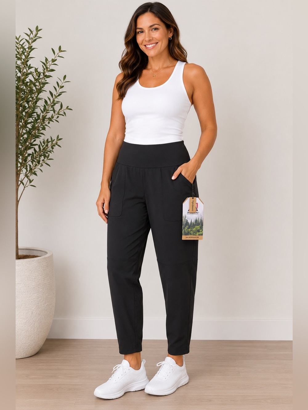 NWT Avalanche High-Waisted Performance Leggings Black XL | Pockets